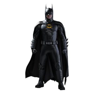 Hot Toys Batman Modern Suit