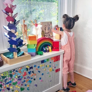 Why Fewer Better Toys Encourage More Creative Kids